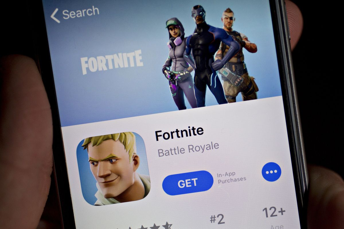 fortnite-class-action-lawsuit-parents-compare-fortnite-to-cocaine