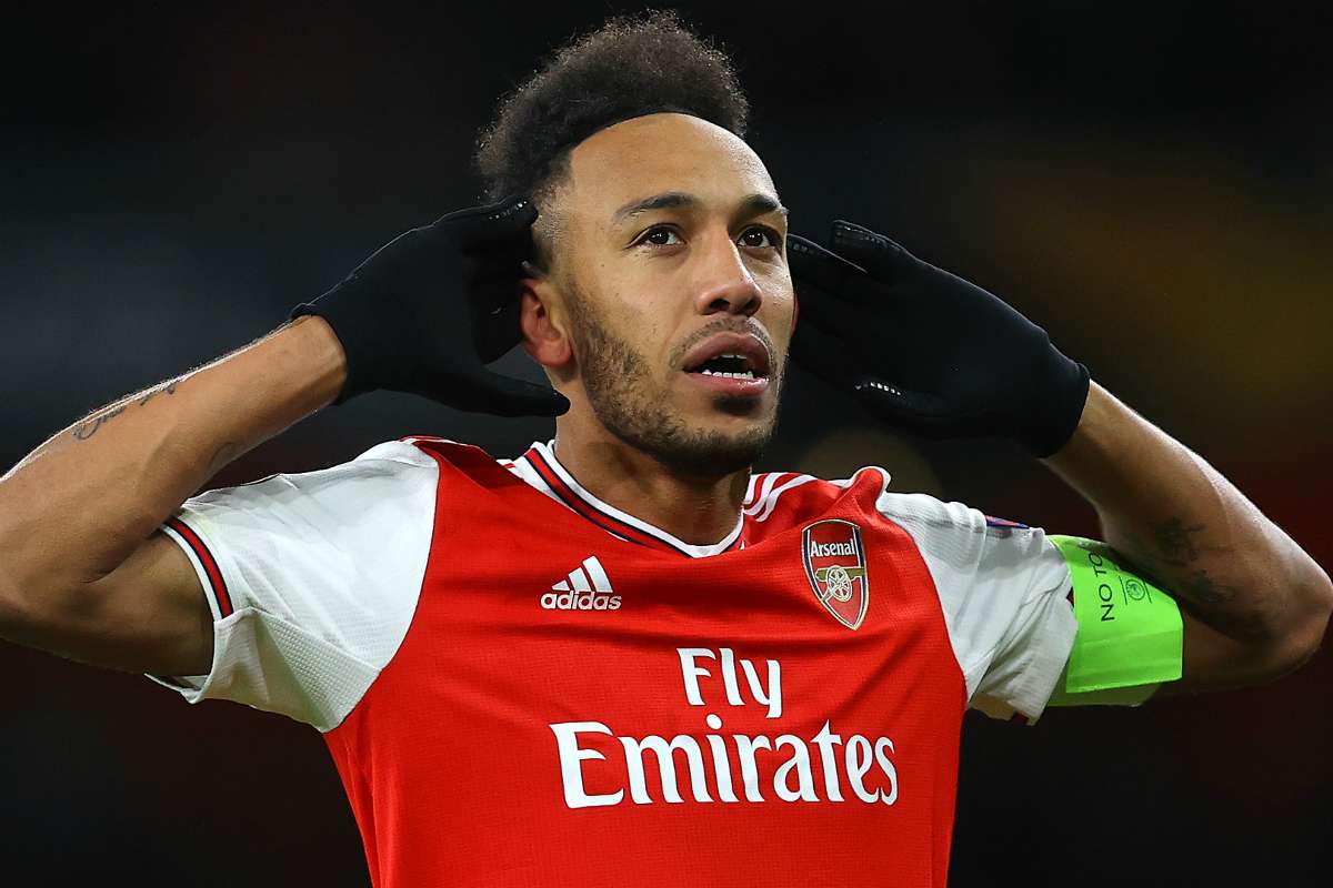 Arsenal captain Aubameyang considering own esports team after virtual F1 debut